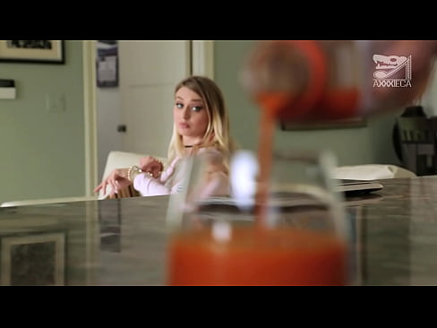 ❤️ Гарачая дзяўчына з вялікімі сіськамі і тугі шапіках атрымлівае член ад няўдачніка, але вельмі цяжка ❤️ Якаснае порна у нас ☑